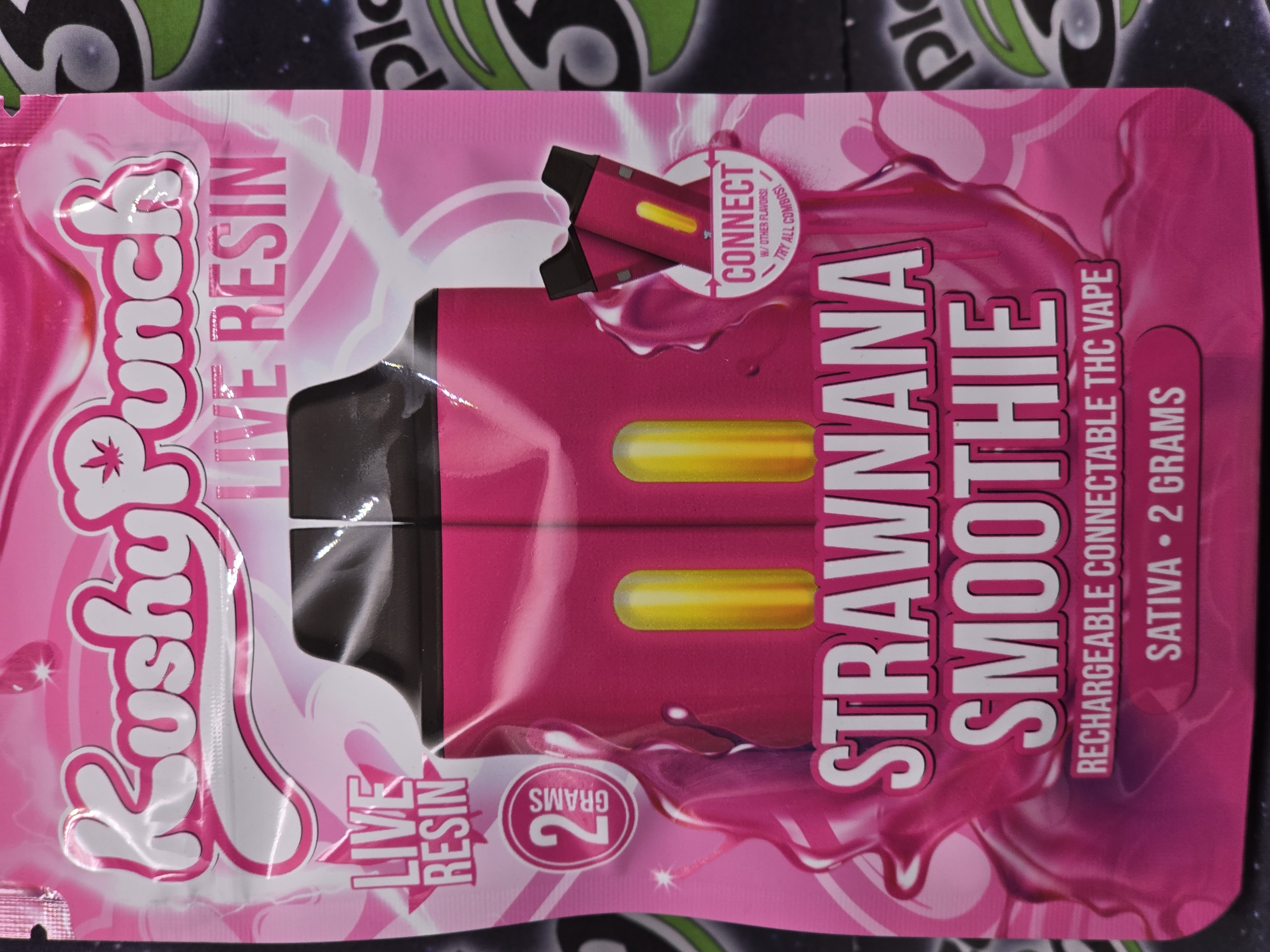 Photograph of product: Kushy Punch | Strawnana Smoothie | Live Resin Disposable
