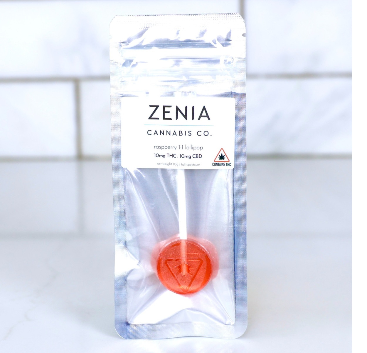 Photograph of product: ZCC | Raspberry 1:1 Lollipop | 10mg TH-oui + 10mg CBD