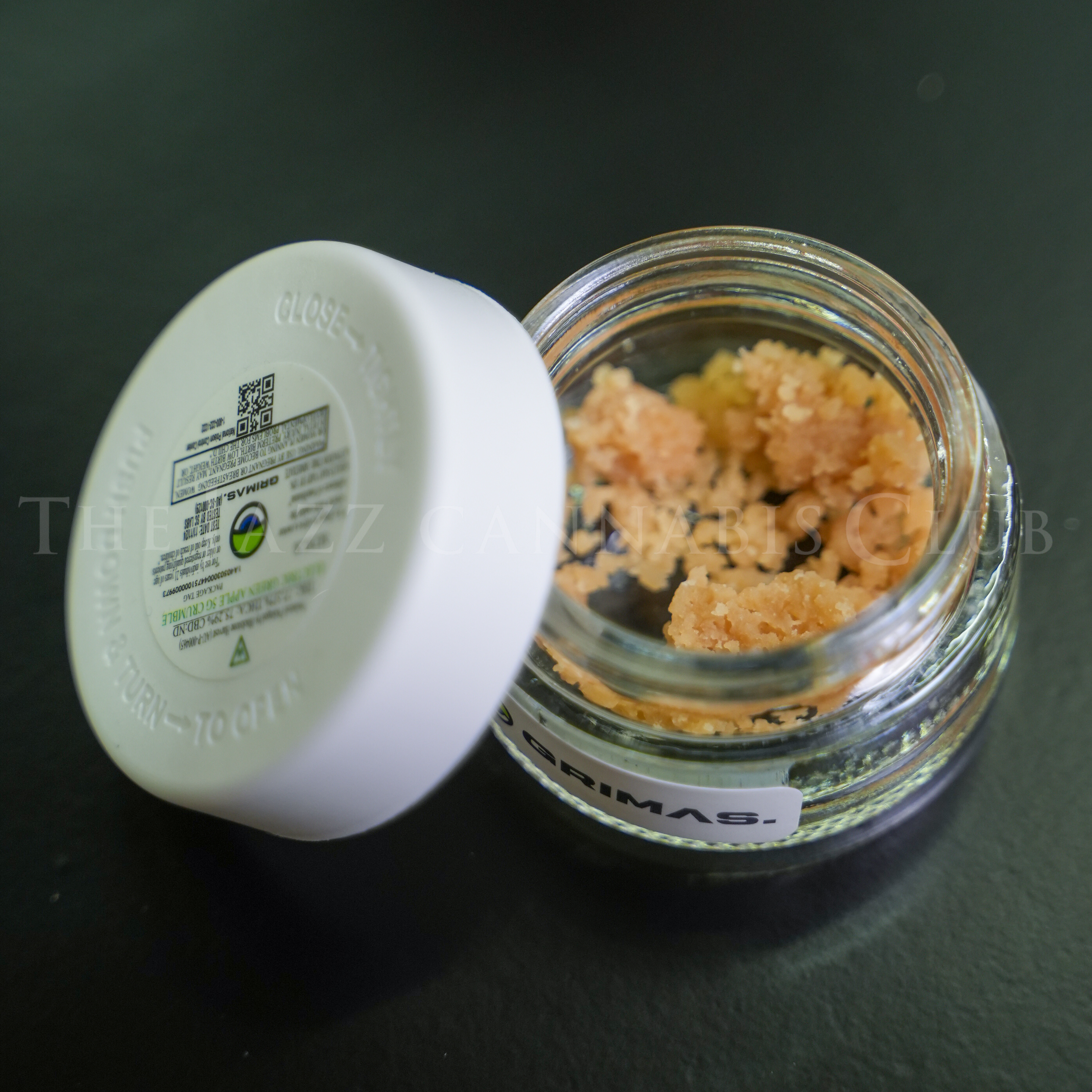 Photograph of product: Grimas - Electric Green Apple Crumble