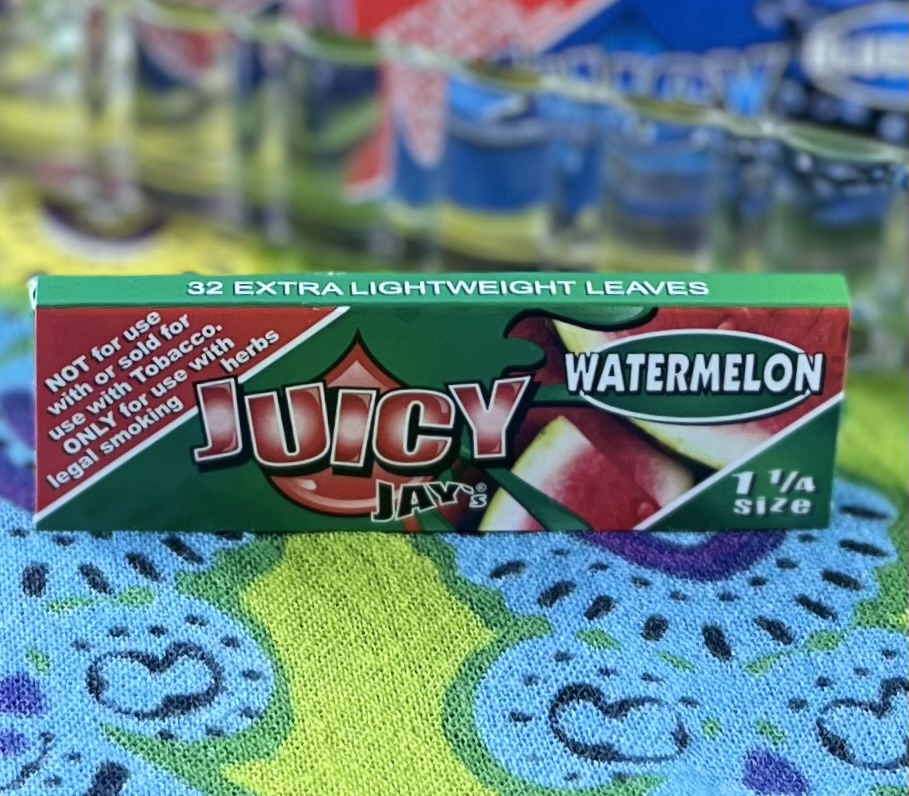 Photograph of product: Juicy Jay's 1 1/4 Rolling Papers Watermelon