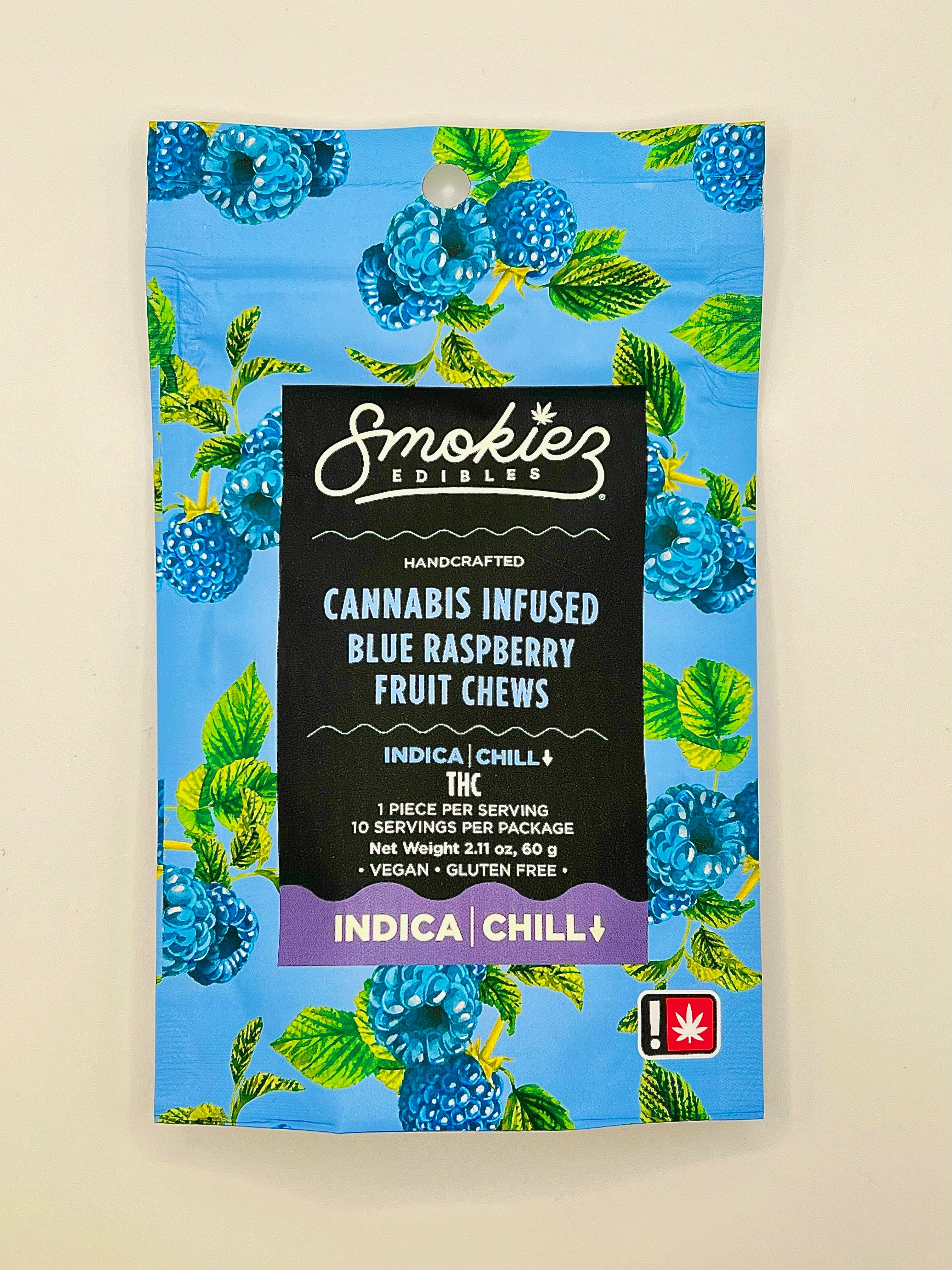 Photograph of product: Smokiez | Sour Blue Raspberry | TH-oui | 100MG Gummies 10pk