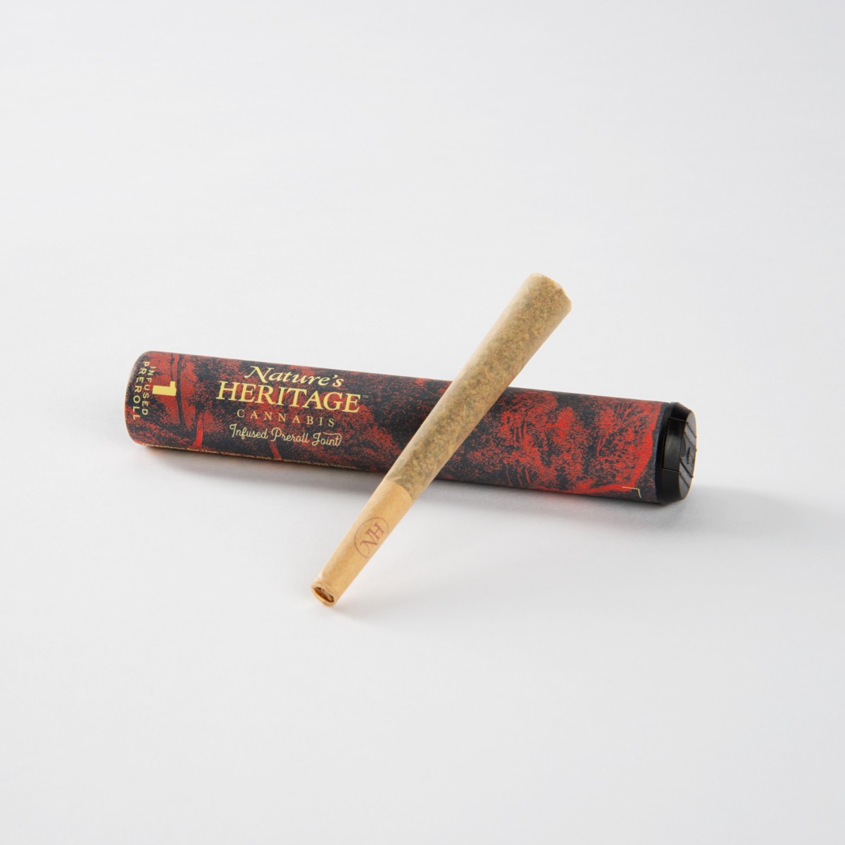 Photograph of product: Nature's Heritage | Local Skunk Infused w/ Bubble au chocolat | 1g