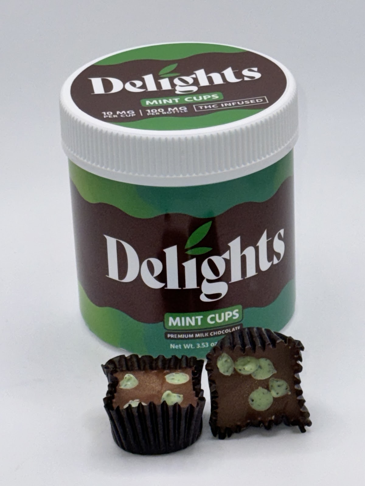 Photograph of product: DELIGHTS BITES - MILK CHOCOLATE MINT - 10mg 10pk