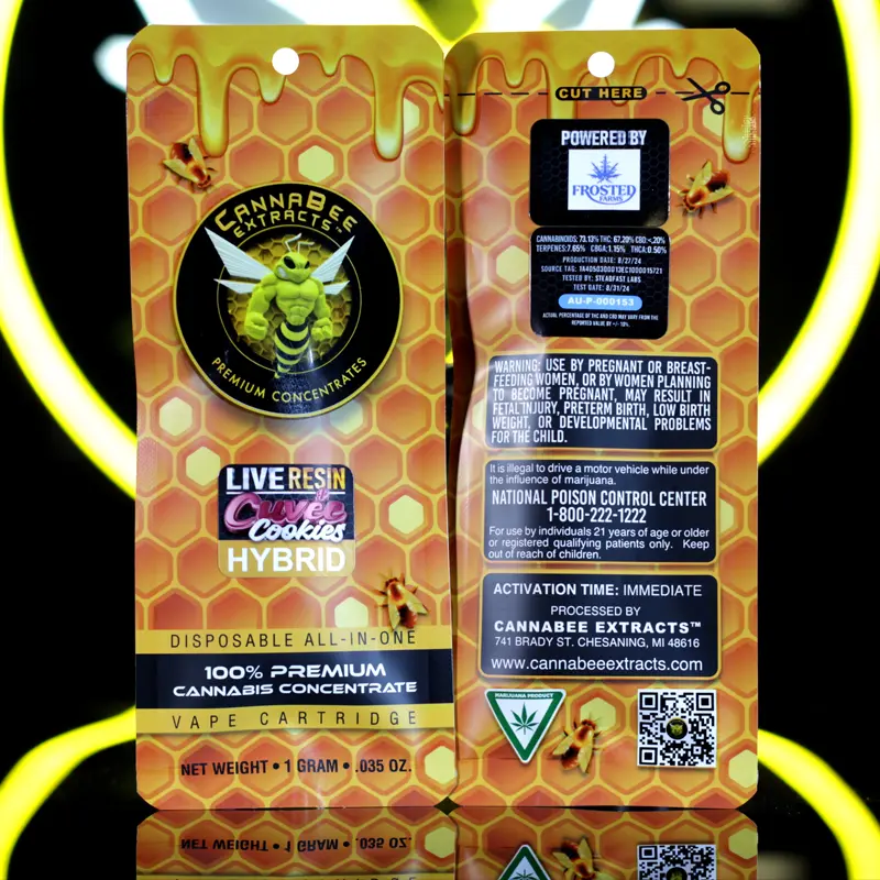 Photograph of product: Canna Bee | Bubble Bath | Live Resin Disposable Oui'd