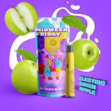 Photograph of product: Midweek Friday Electric Green Apple 1g Disp Vape