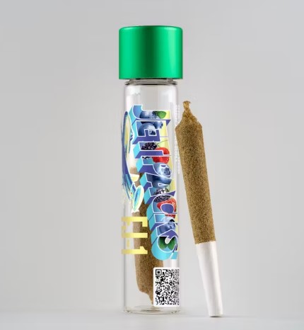Photograph of product: Jetpacks | Blueberry Kush | Oui'd | FJ Mini 0.6g Infused pre-roll