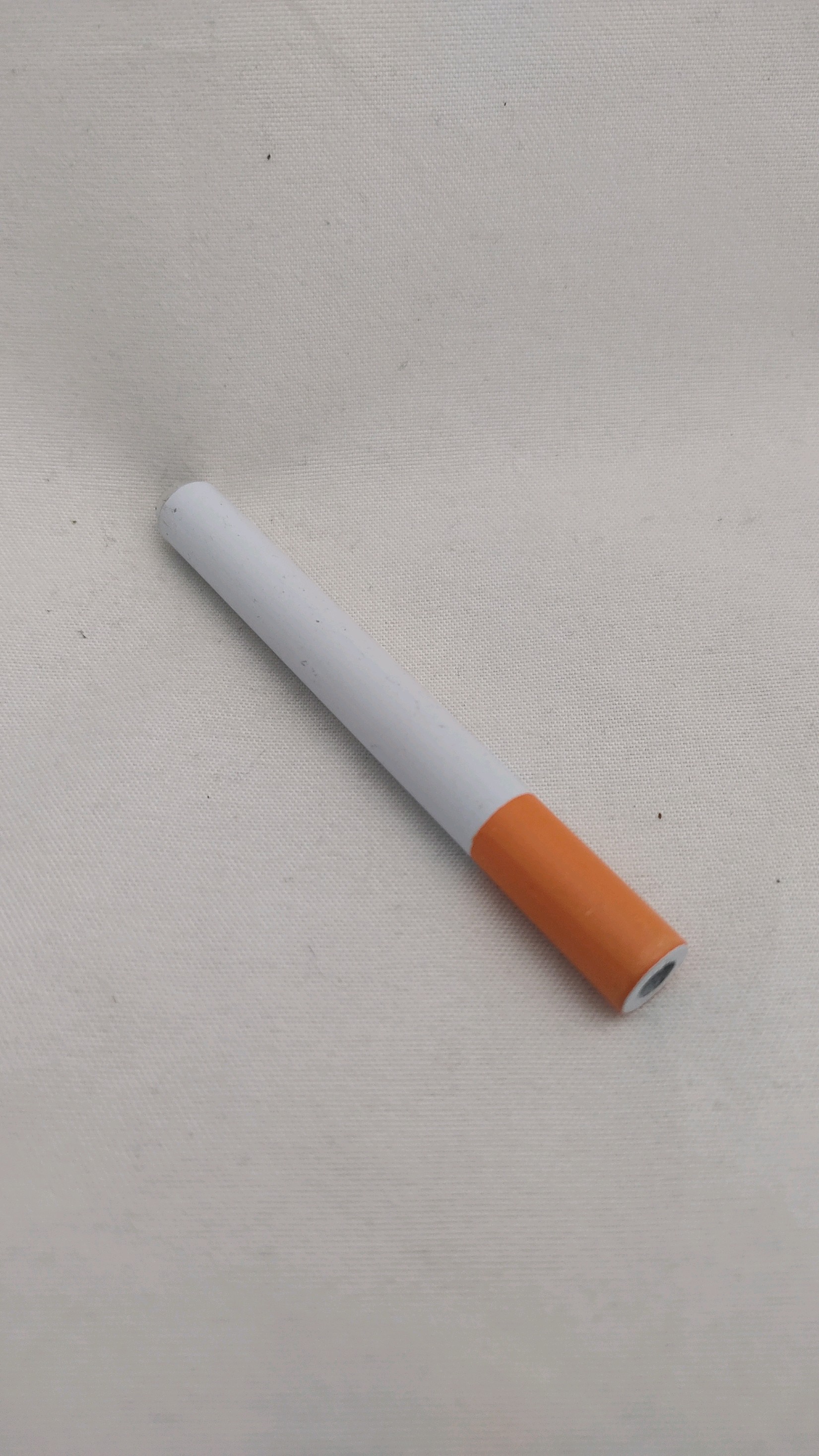 Photograph of product: Bat Pipe (Cigarette)