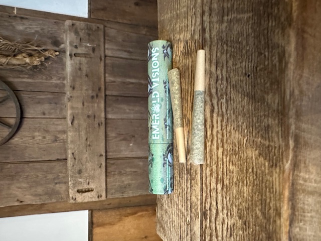 Photograph of product: Emerald Visions Big Buns (2x.5g) pre roll