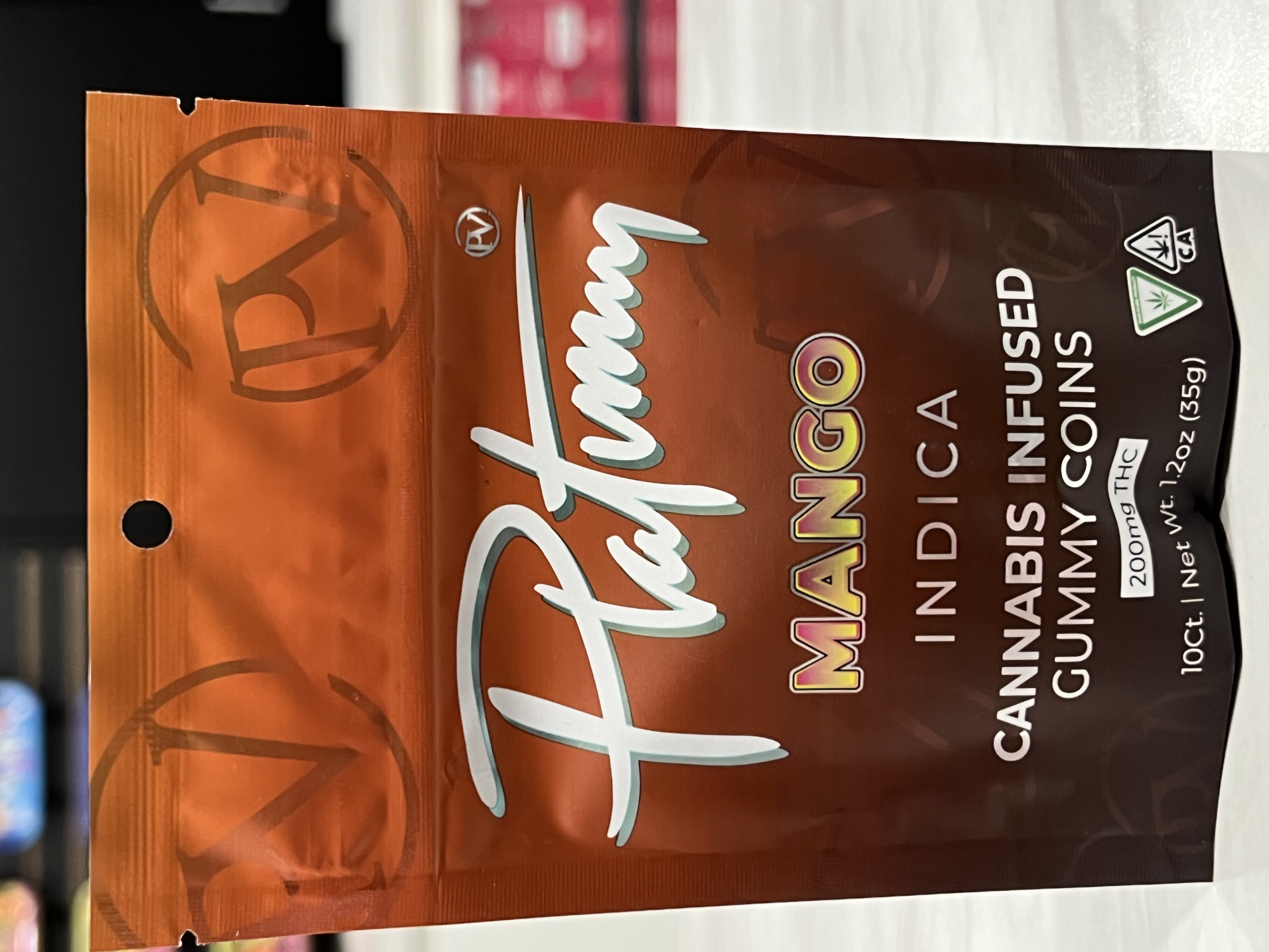 Photograph of product: Platinum Gummies - Mango - 200MG