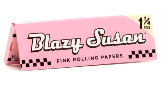 Photograph of product: 1-1/4" Pink Papers | 50pk