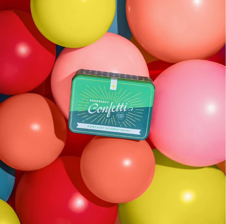 Photograph of product: BIRTHDAY CELEBRATION CONFETTI KIT