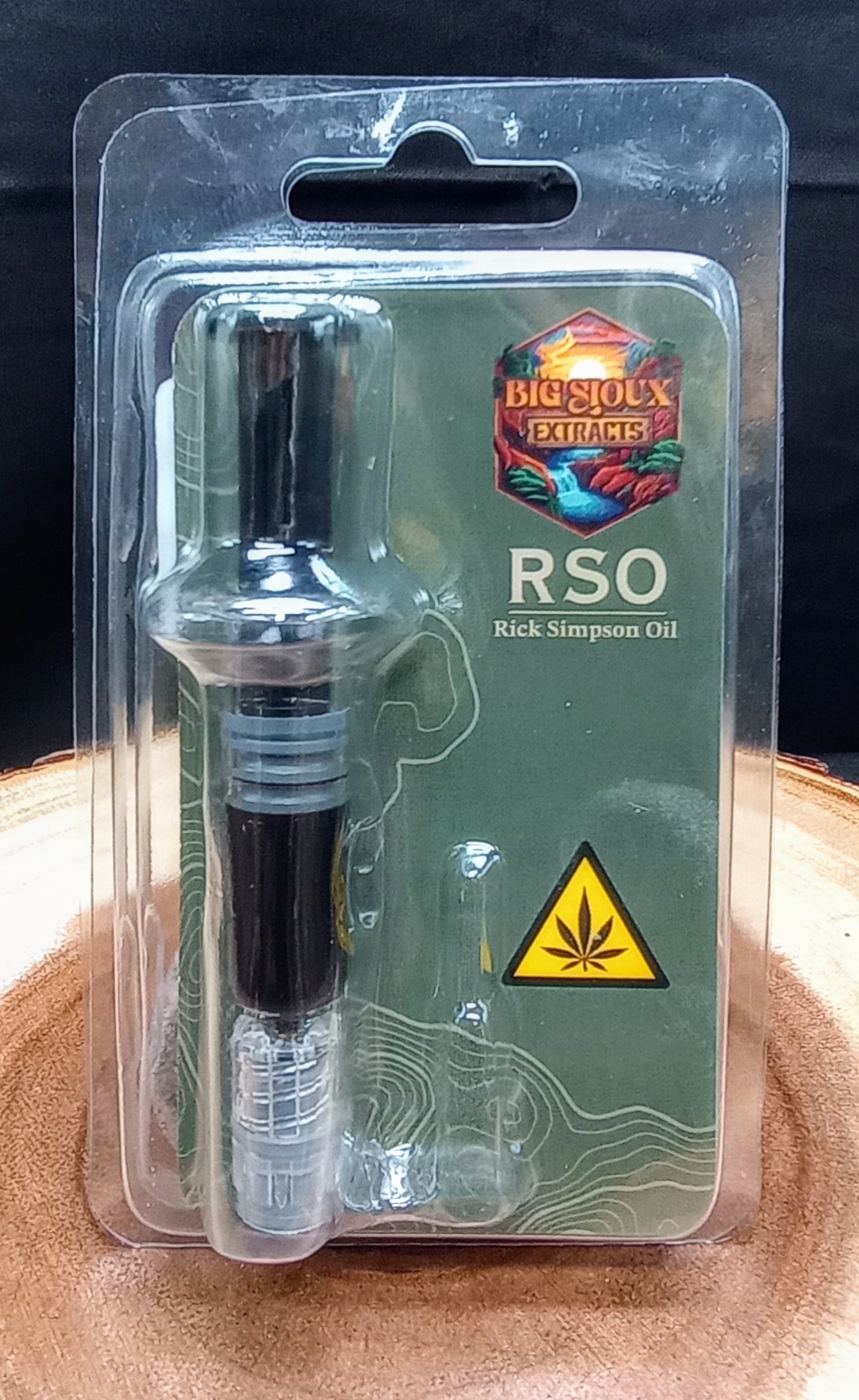 Photograph of product: RSO Concentrate Syringe