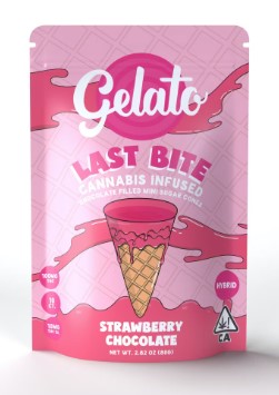 Photograph of product: Gelato Last Bite Strawberry Chocolate Cones (10 X 10mg)