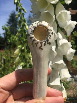 Photograph of product: Ancient Creations White w/ Mother of Pearl Spoon Hand Pipe