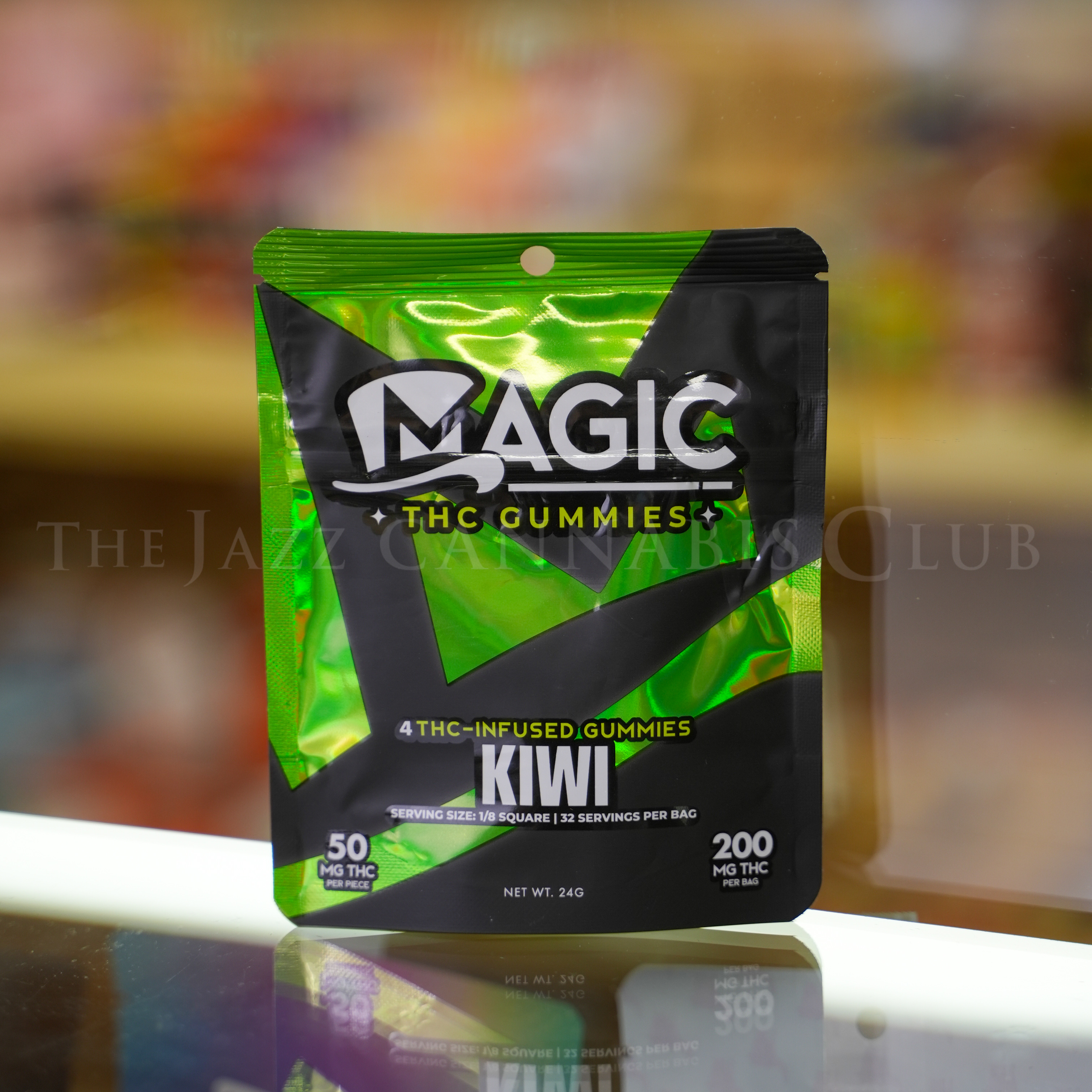 Photograph of product: Magic - Kiwi 200mg Gummies