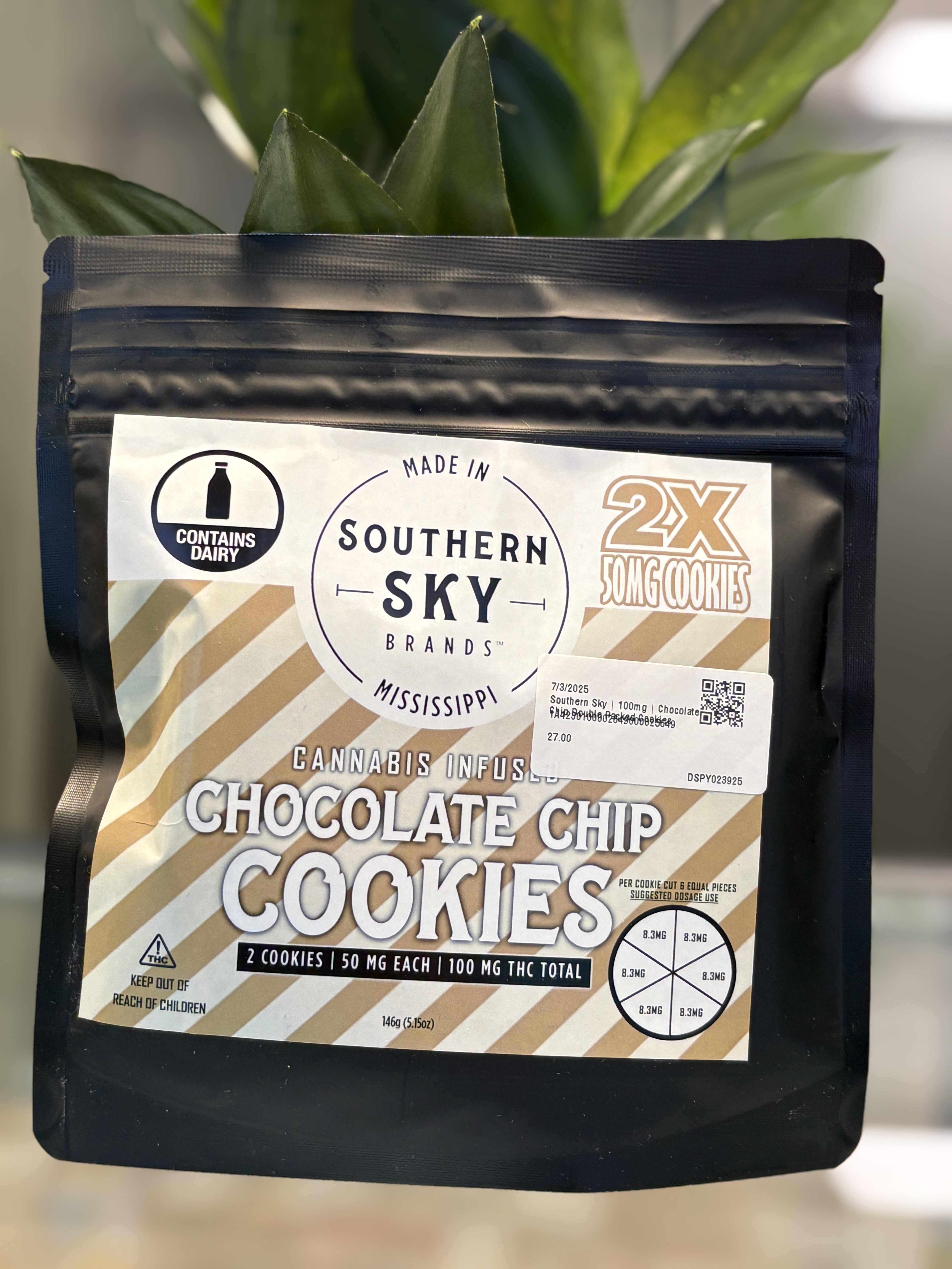 Photograph of product: Southern Sky | 100mg | Chocolate Chip Double Packed Cookies