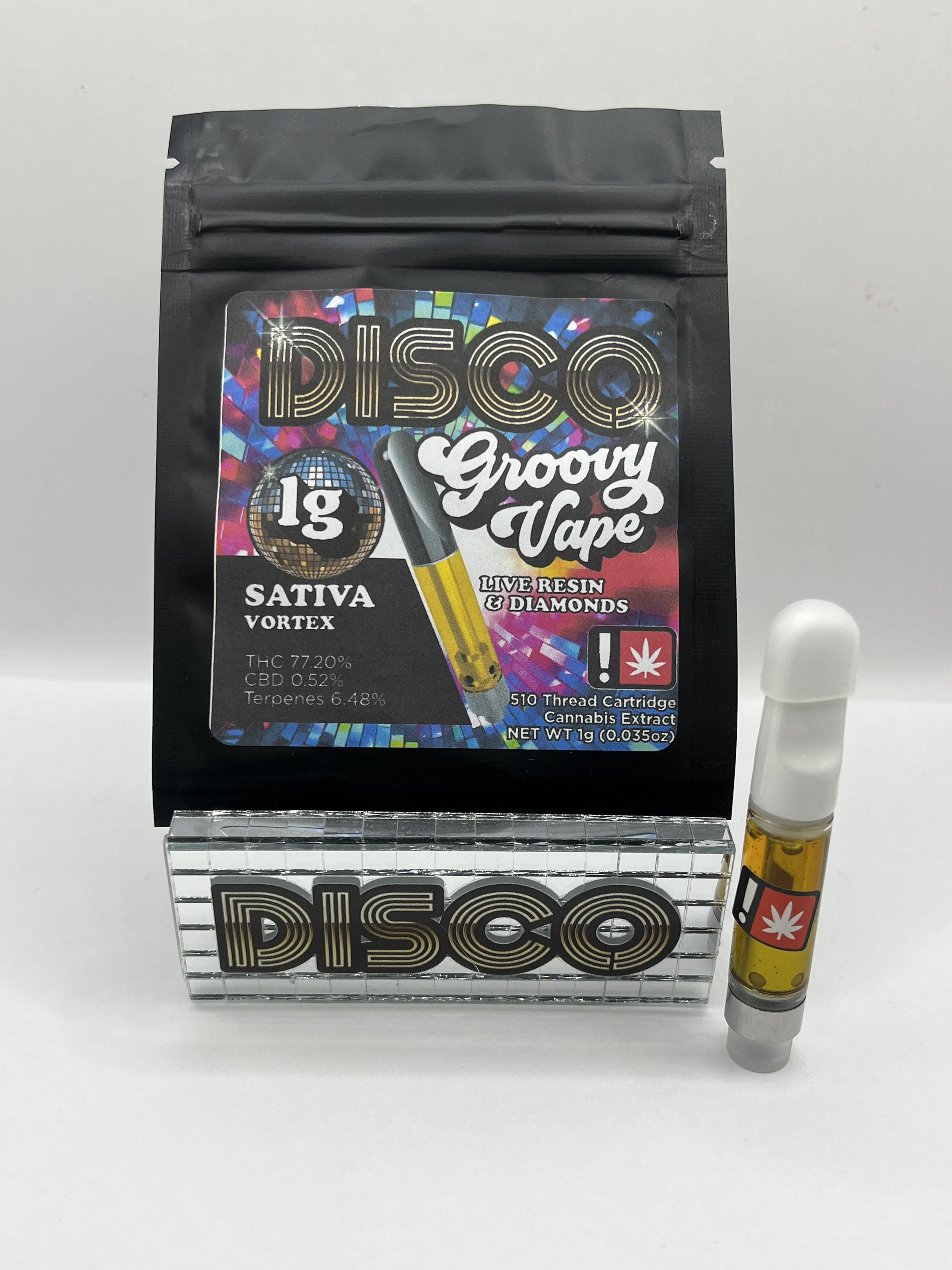 Photograph of product: Cartridge ~ Disco Dabs ~ Live Resin & Diamonds ~ Oui'd ~ Grape Gas Gelatti