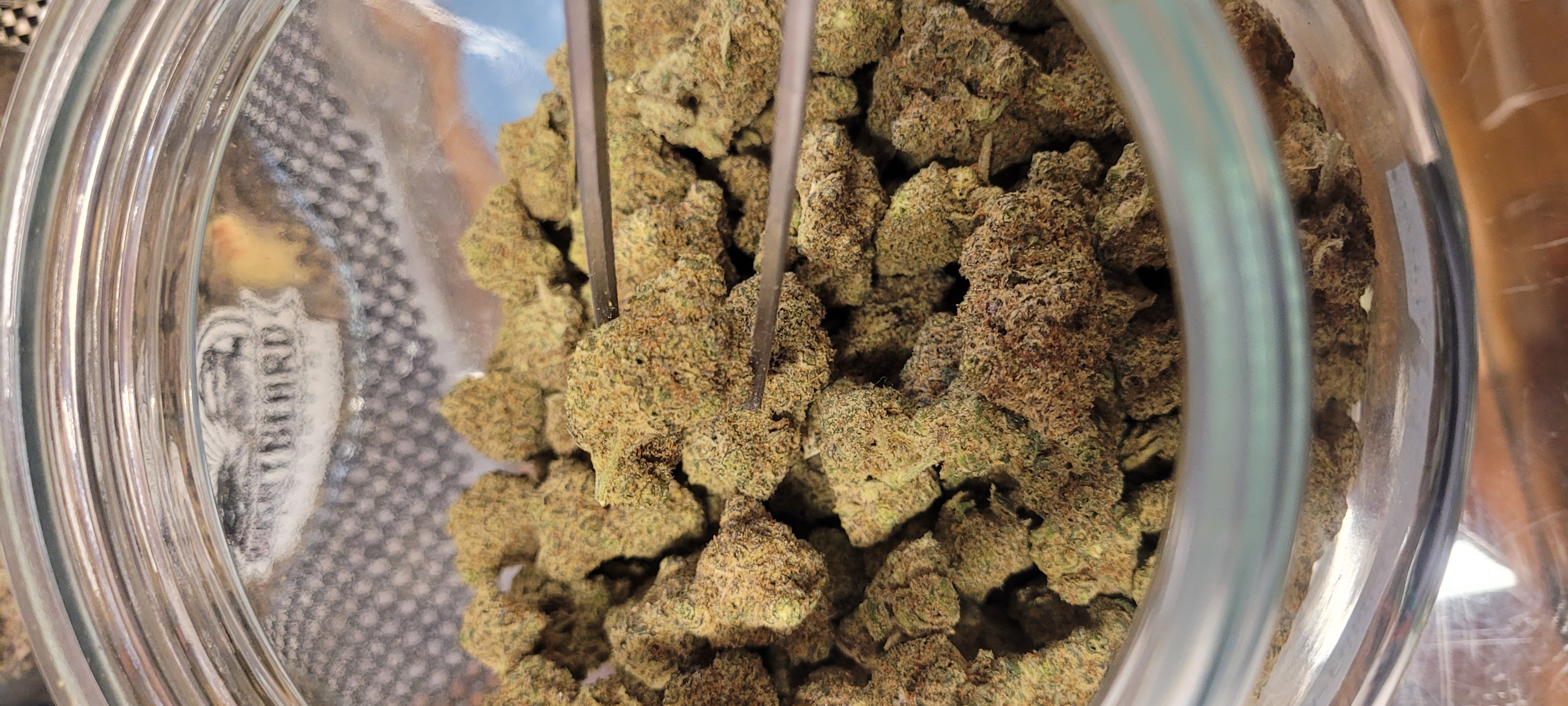 Photograph of product: Pre-Ground | Titty Sprinkles | Green Castle - 28g
