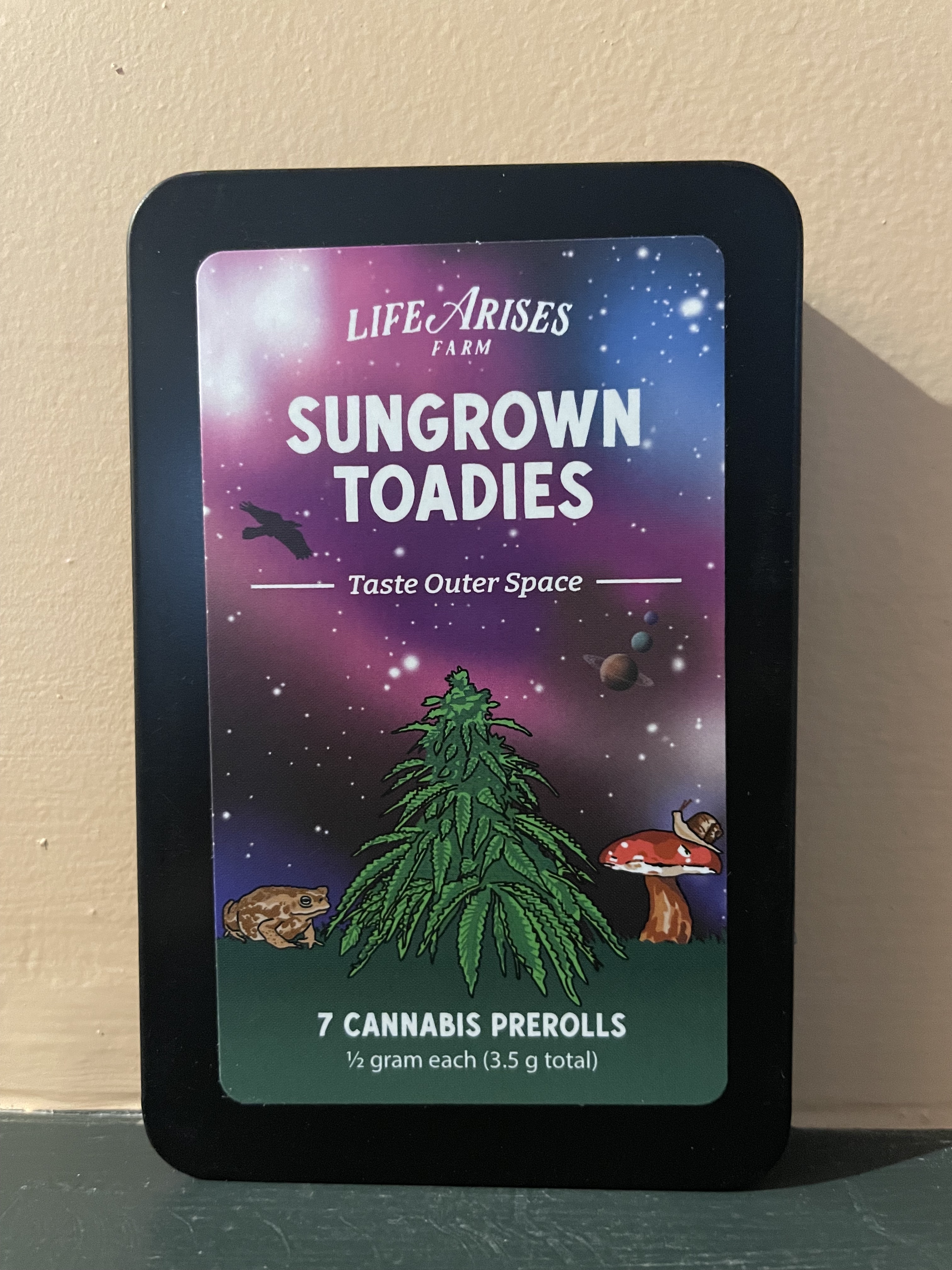 Photograph of product: Life Arises Farm Prerolls 7 pack | Sungrown Toadies | Lemon Black Cake/Vale Tudo