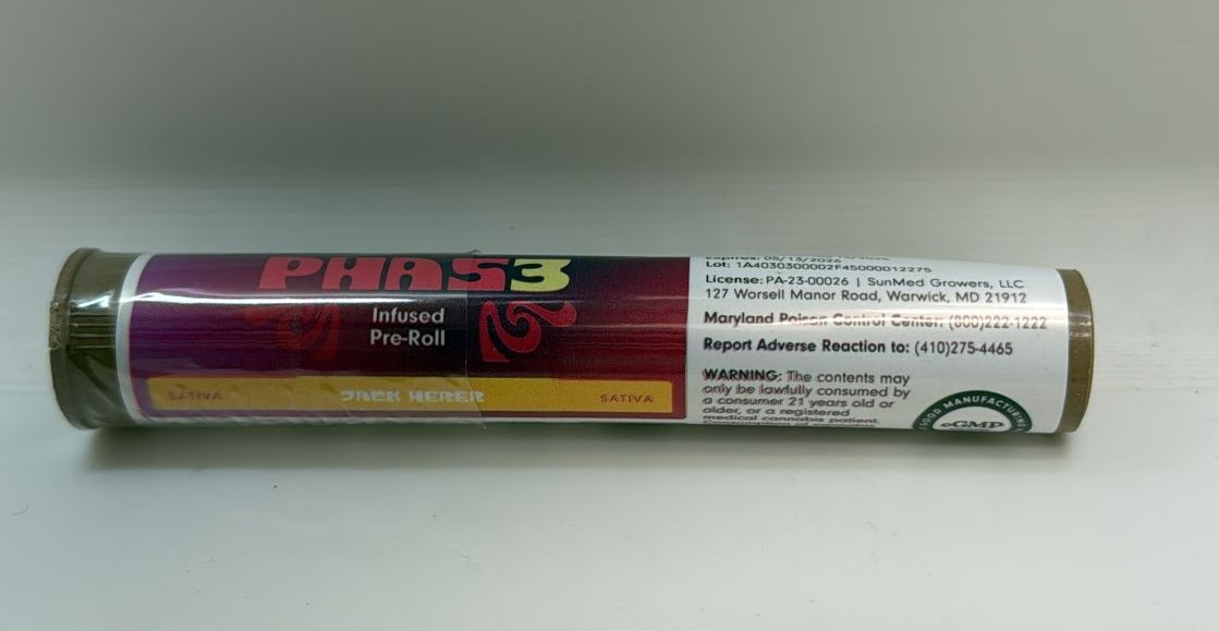 Photograph of Product: Phas3 Jack Herer Diamond Duster Infused Pre-Roll 1g