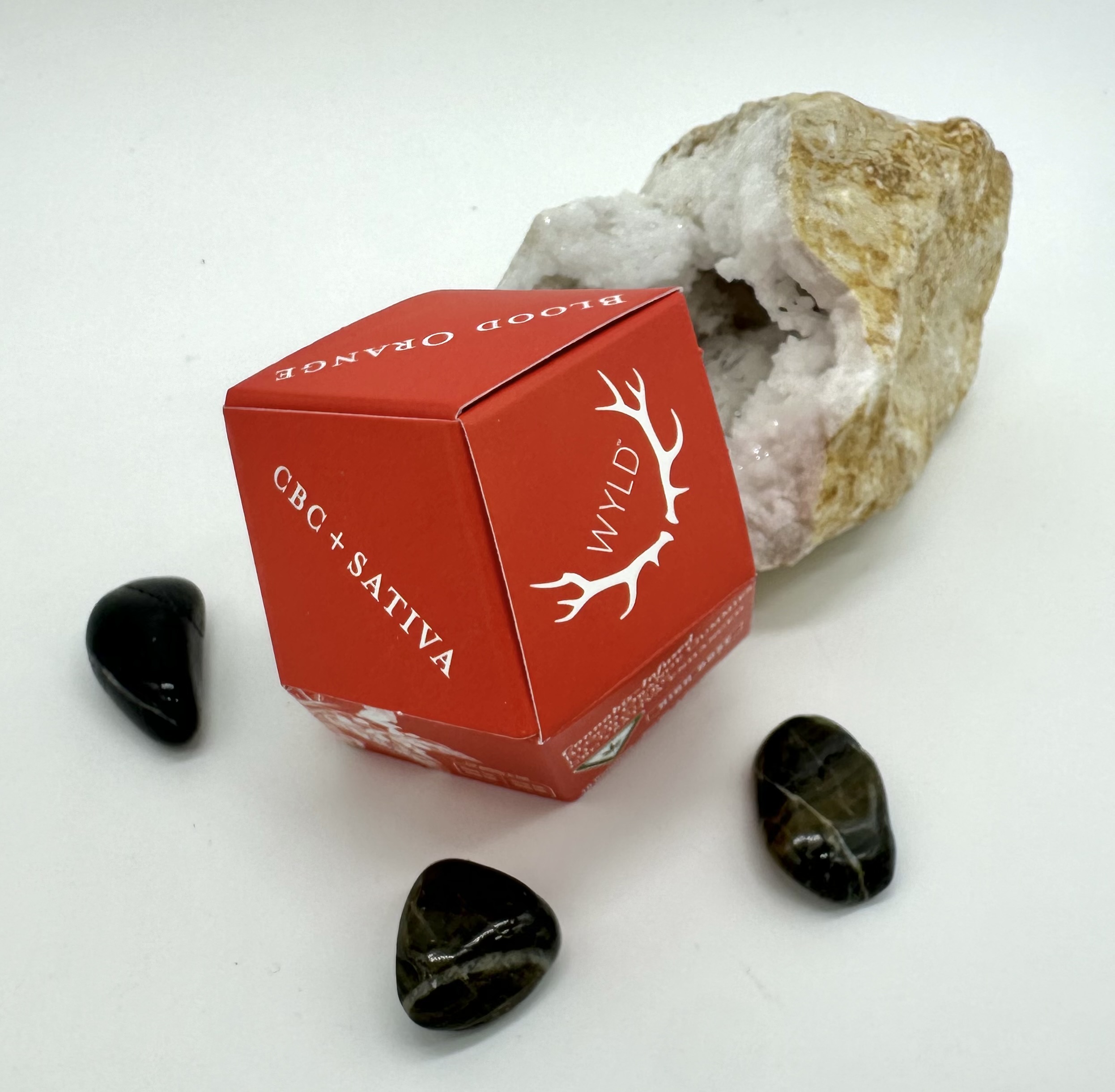 Photograph of product: Wyld - Blood Orange 1:1 - 200mg TH-oui/CBC Gummies