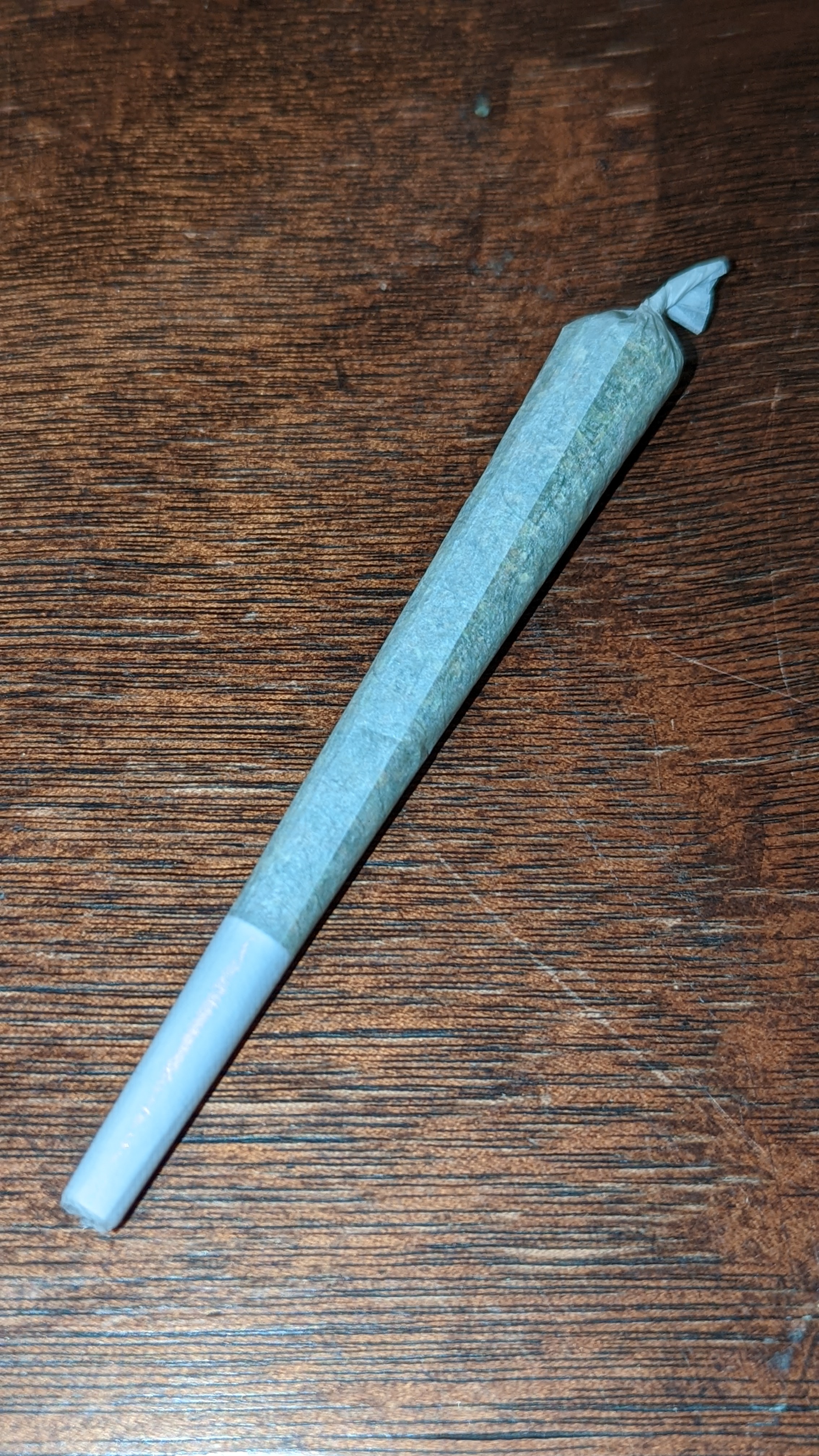 Photograph of product: Banana Kush - 1 Gram - Pre-Roll - Oui'd