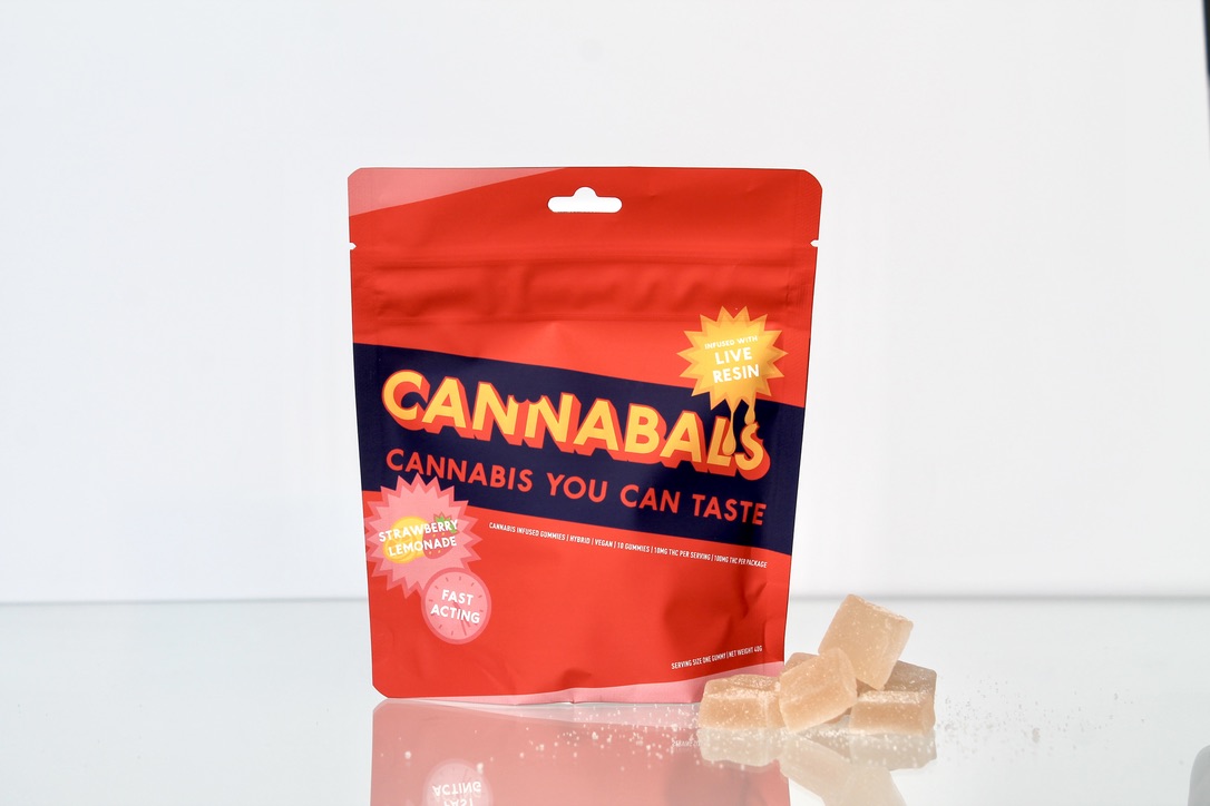 Photograph of product: Cannabals | Strawberry Lemonade | 10mg Live Resin Fast-Acting Gummy | 10-pk
