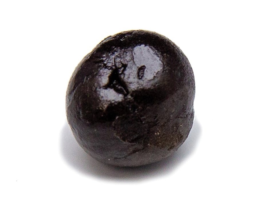 Photograph of product: Moroccan au chocolat - Spritzer x Raspberry Beret