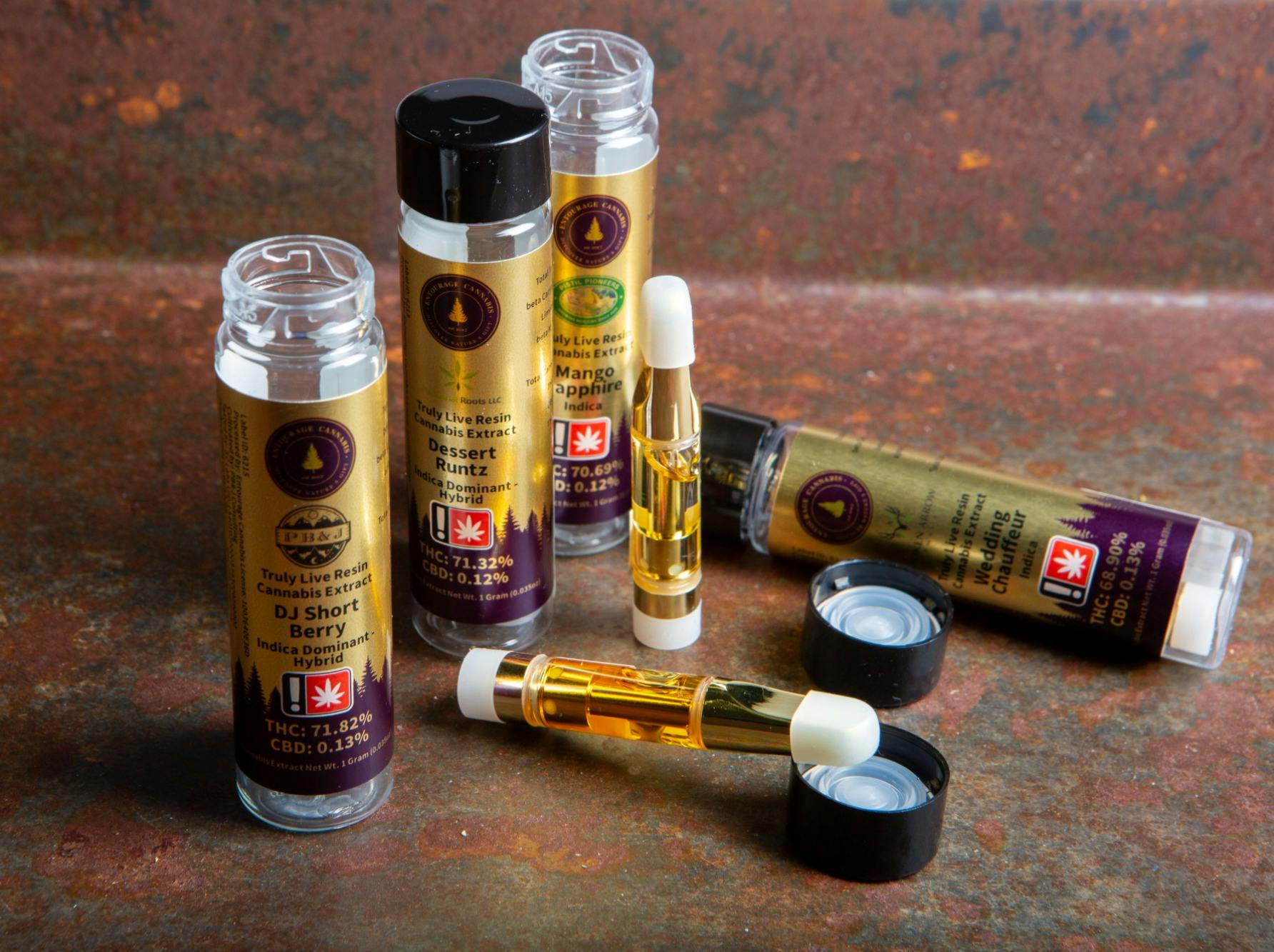 Photograph of product: Donkey Kong Live Resin - Cartridge - Entourage