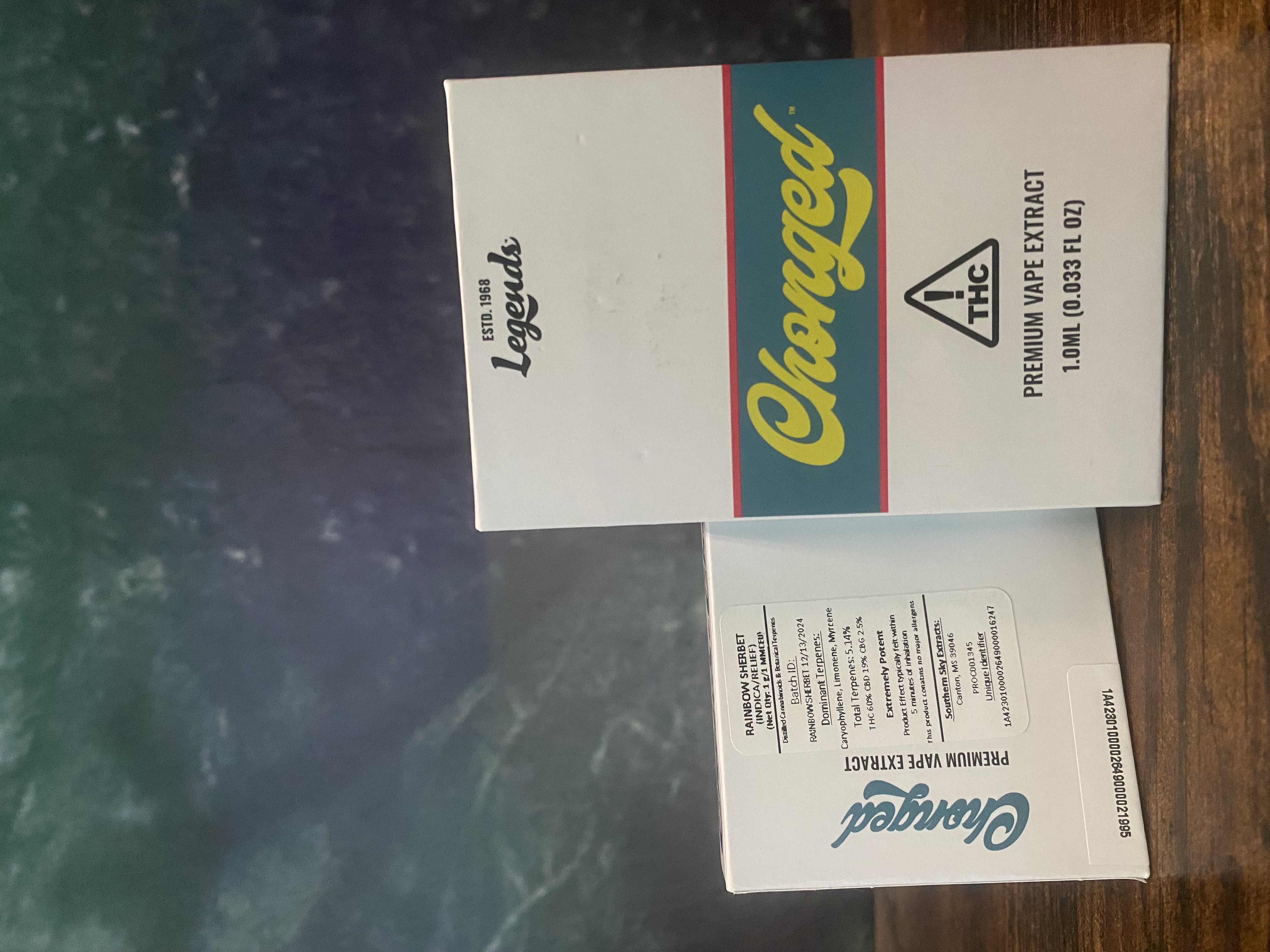 Photograph of product: Rainbow Sherbet Disposable | Cheech & Chong