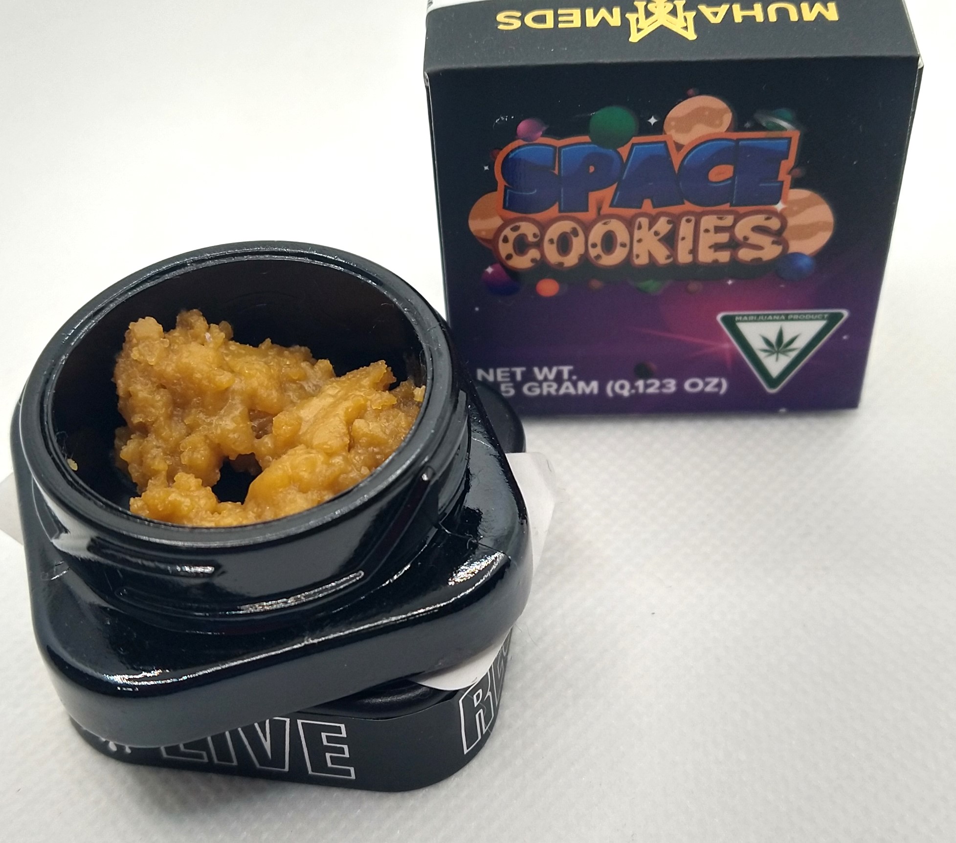 Photograph of product: Muha Meds | Space Cookies | Live Resin Concentrate Hybrid