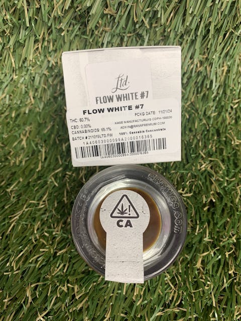 Photograph of product: WHITE FLOW 1G EXTRACT - 