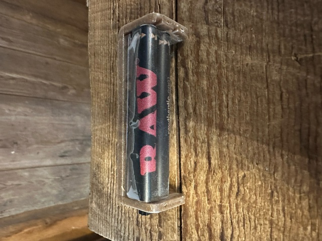 Photograph of product: Raw 2 Way Hemp Plastic Roller 79mm