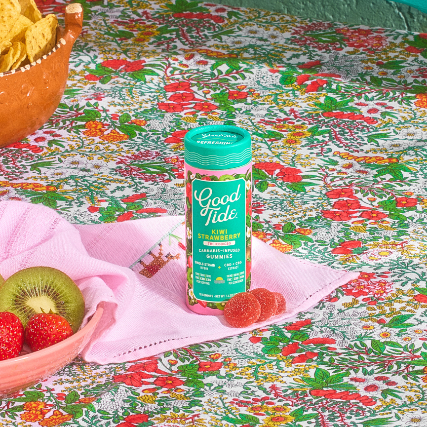 Photograph of product: GOOD TIDE | KIWI STRAWBERRY | TH-oui+CBD+CBG (1:1:1) GUMMIES | 100MG