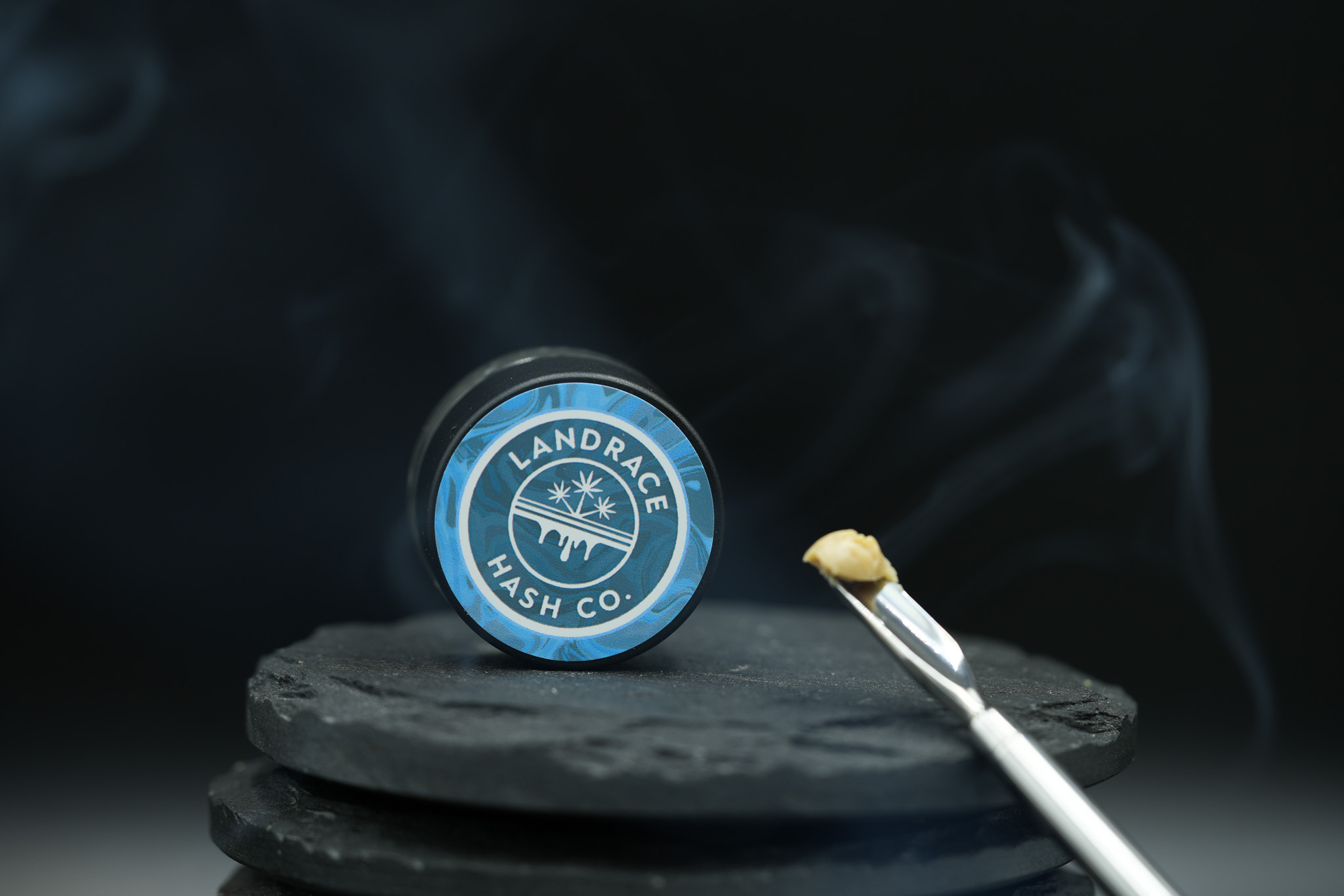 Photograph of product: Mantra Live au chocolat Rosin - Landrace au chocolat Co.