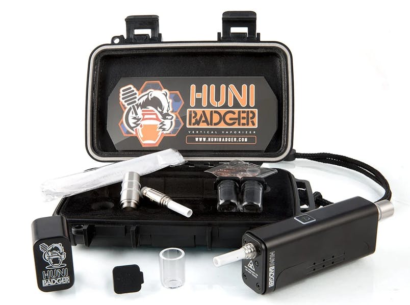 Photograph of product: Huni Badger Vertical Vape Kit