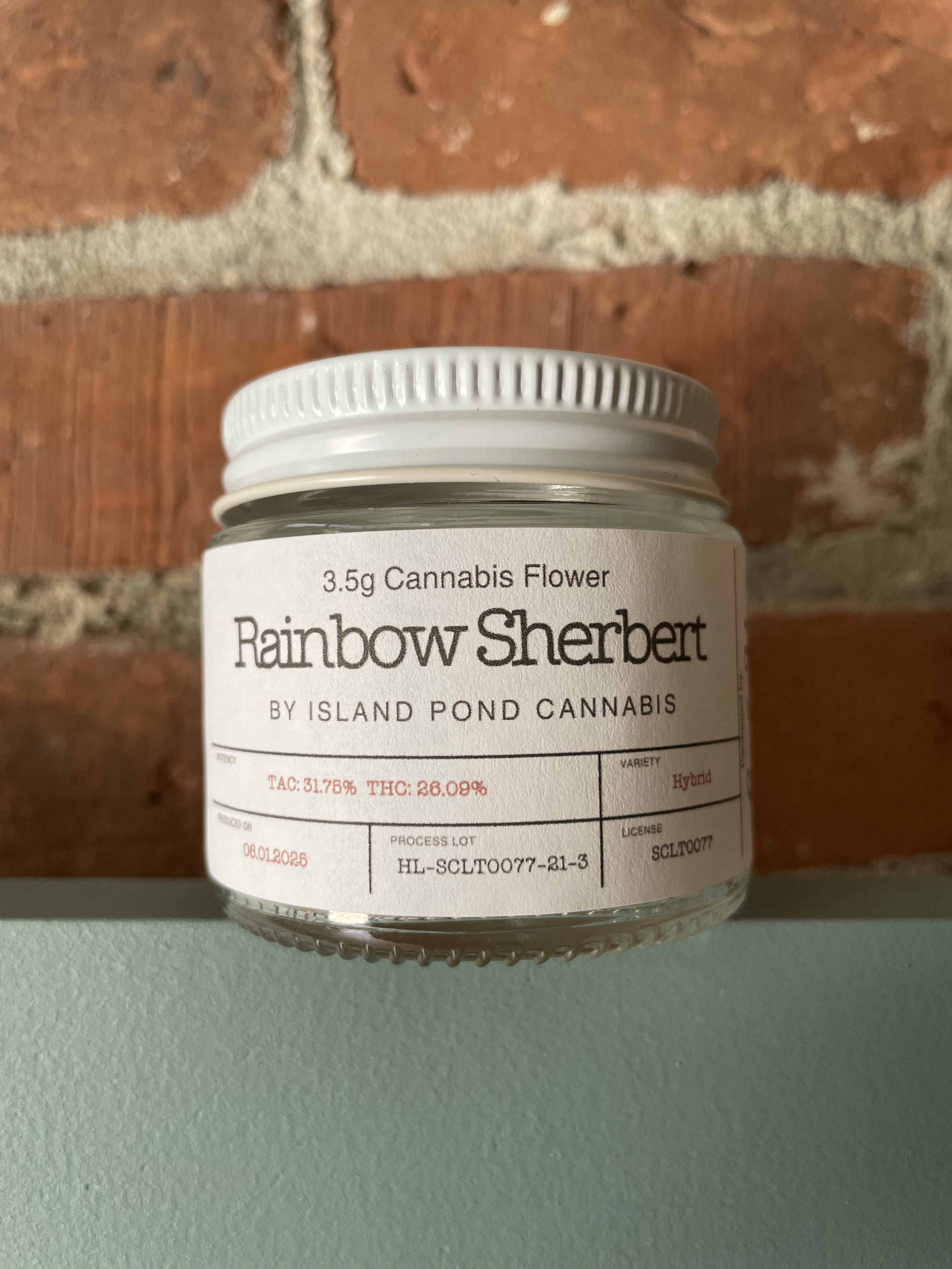 Photograph of product: Island Pond Oui'd Lucky You Pre-Pack | Rainbow Sherbert #11 - 28g