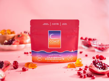 Photograph of product: Coast |  1:1:1 (TH-ouiV:CBC:TH-oui) Berry Boost Gummy | 100mg