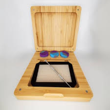 Photograph of product: Bamboo Rolling Tray Box Set + Dab Mat