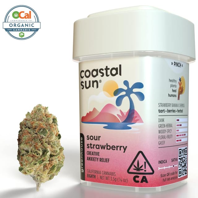 Photograph of product: Sour Strawberry | 3.5g Flower