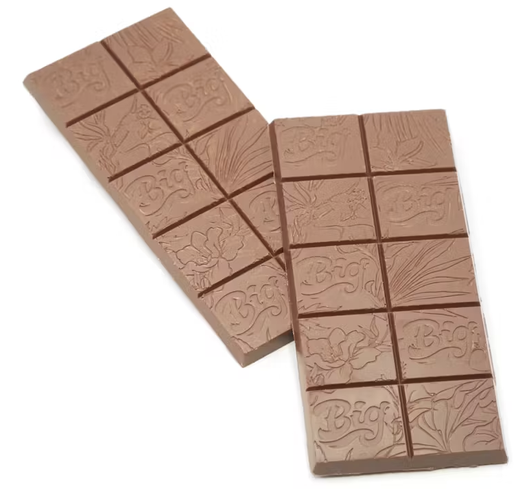 Photograph of product: Waiu Kokoleka  Milk Chocolate Bar [10pcs]  TH-oui