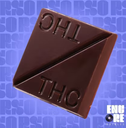 Photograph of product: Encore l RSO Dark Chocolate l 100mg (Oui'd)