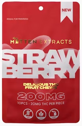 Photograph of product: Mitten Extracts Fruit Chews - Strawberry 200mg