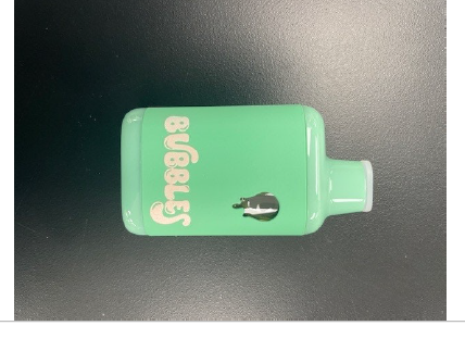 Photograph of product: Breezy Blast Disposable