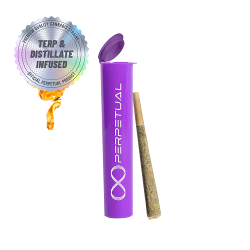Photograph of product: Perpetual | Strawnana | Infiniti Roll | Infused Preroll