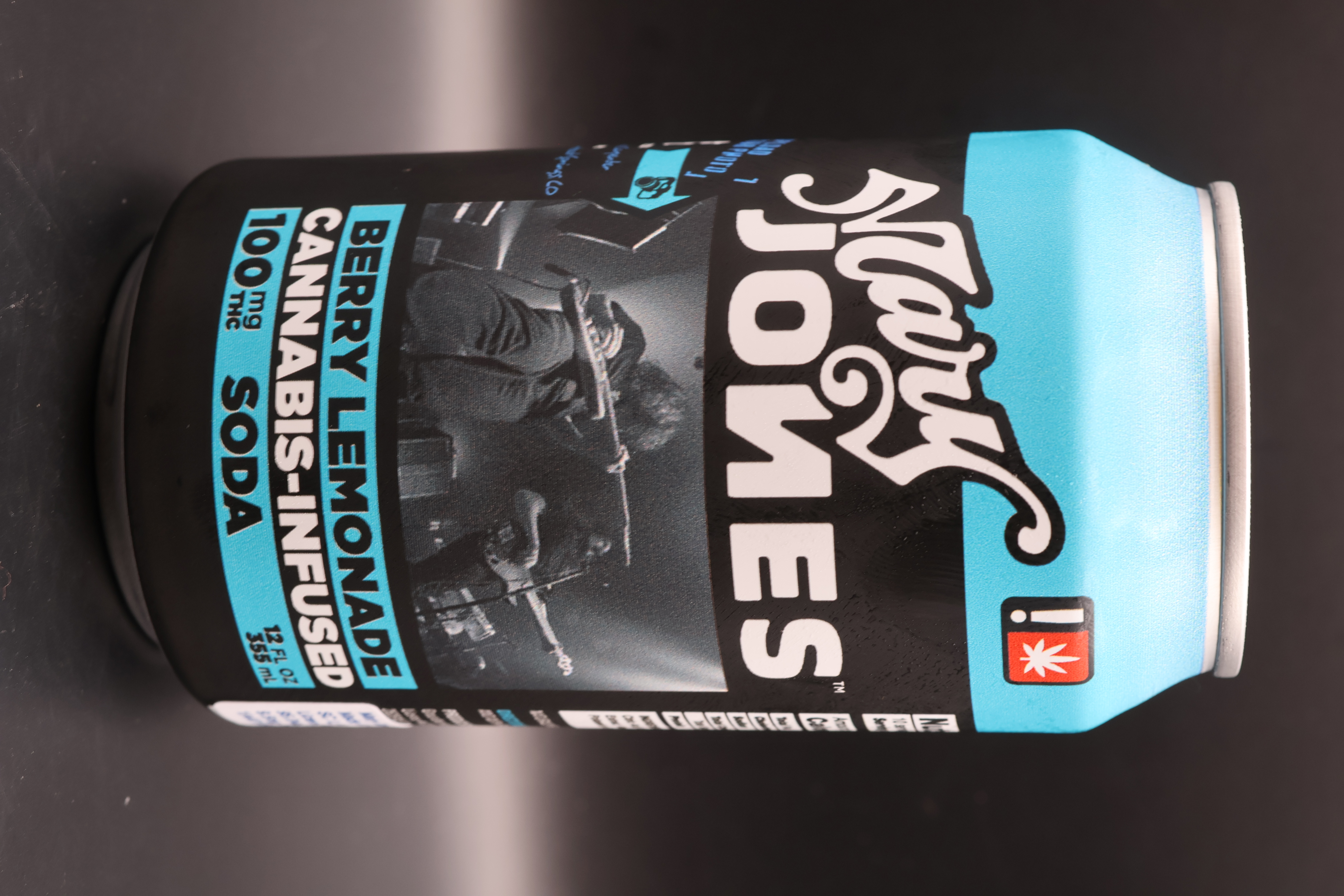 Photograph of product: Berry Lemonade 100mg (Mary Jones Soda)