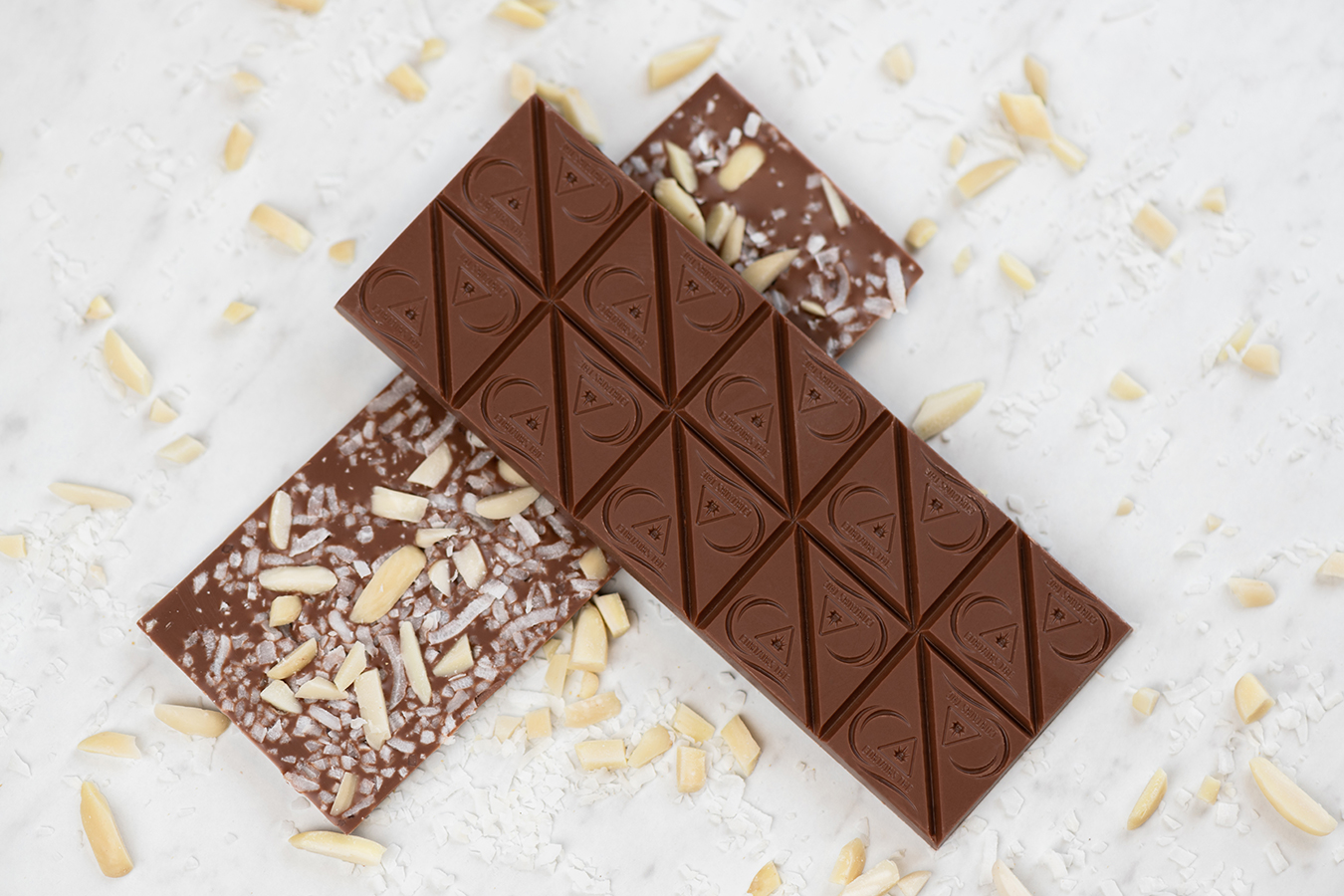 Photograph of product: Almond Coconut Sea Salt Milk Chocolate | Bar | 100mg