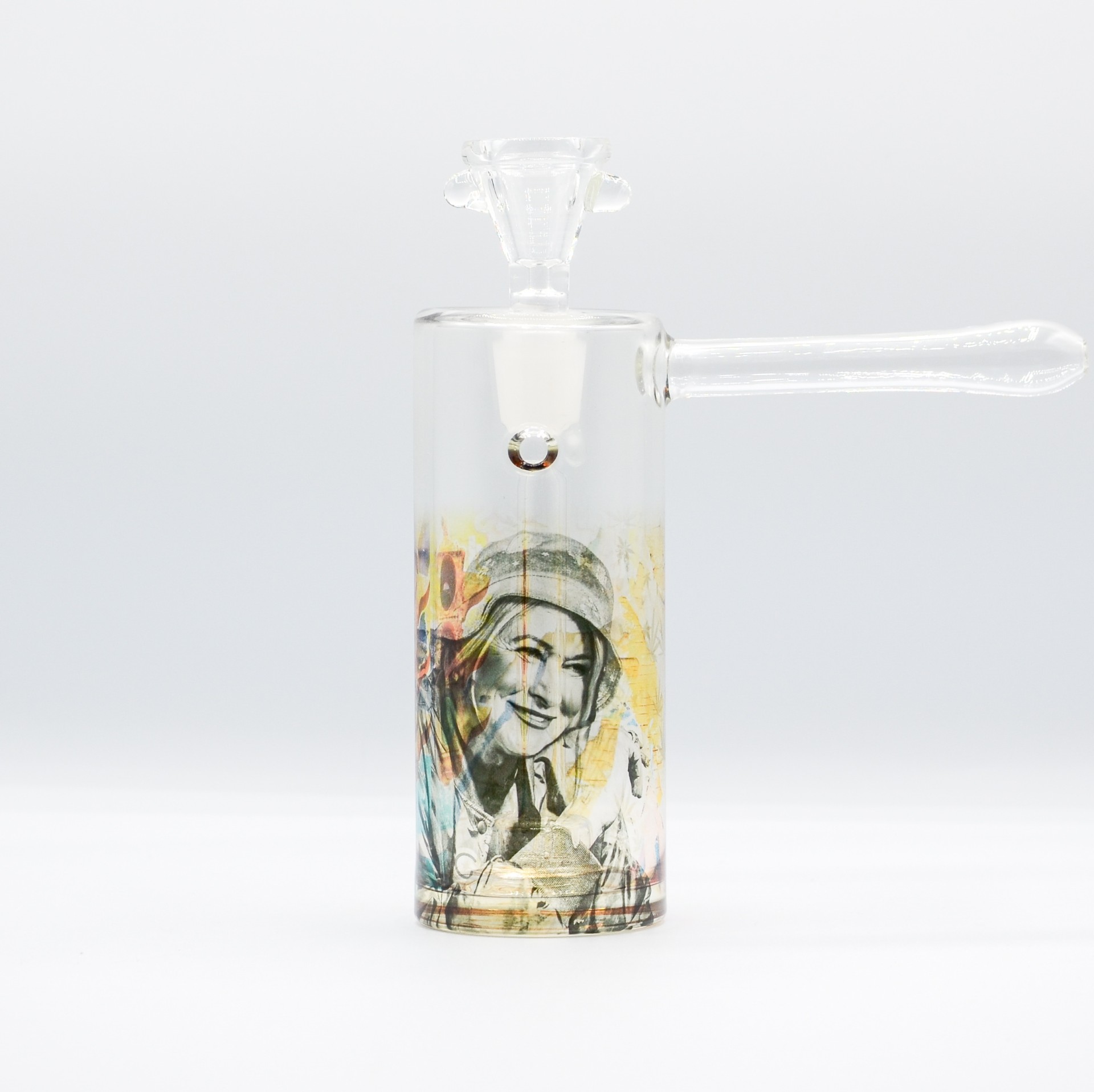 Photograph of product: Greenlight Cirrus Bubble Glass Water Pipe - Martha
