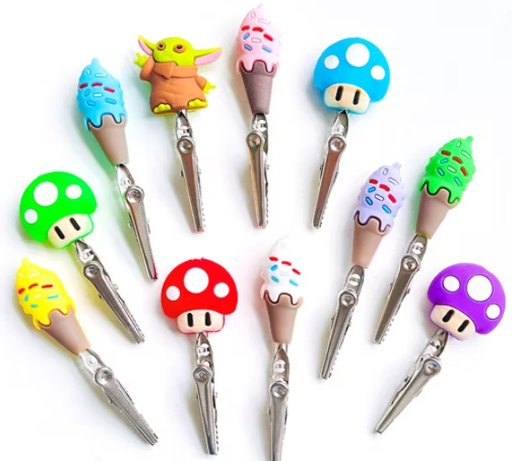 Photograph of product: Misc | Silicone Roach Clip