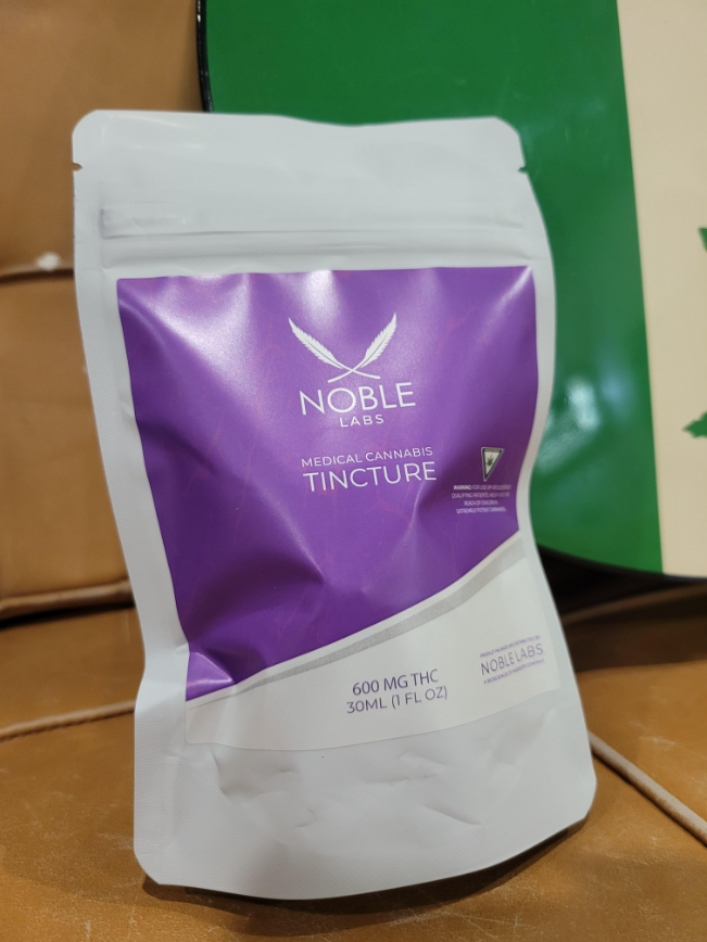 Photograph of product: Noble Labs | 600mg | TH-oui Tincture